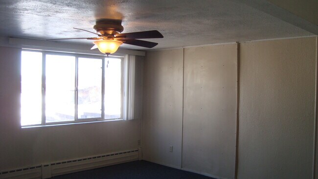 Foto del edificio - 3240 S Bryant St