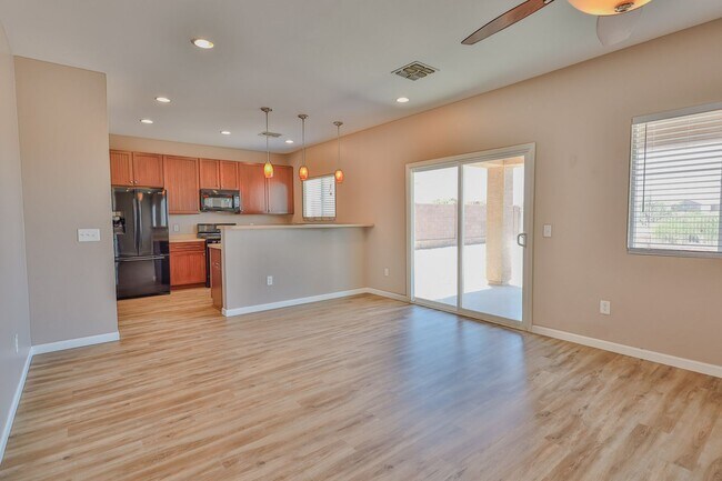 Foto del edificio - 3 Bedroom 3 Bath