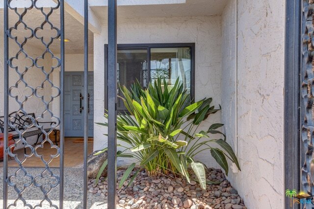 Foto del edificio - 1533 E Canyon Estates Dr