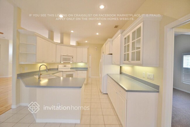 Foto del edificio - 10503 Bartonia Ct