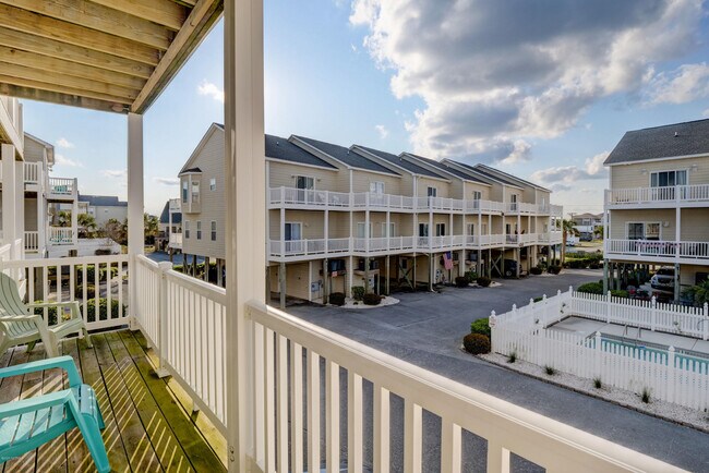 Building Photo - 310 Sea Star Cir