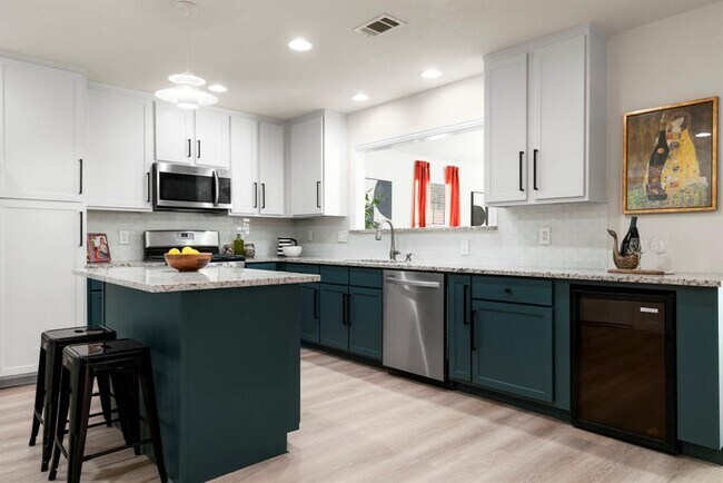 Foto del edificio - 5313 Wellington Dr