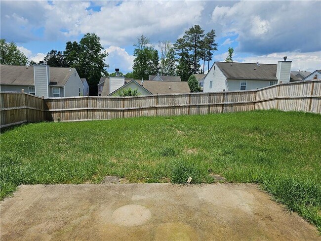 Building Photo - 819 Clairidge Elm Trail SW