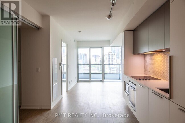 Photo du bâtiment - 85 Wood St