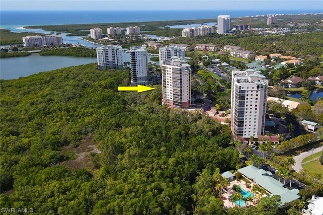 Building Photo - 445 Cove Tower Dr