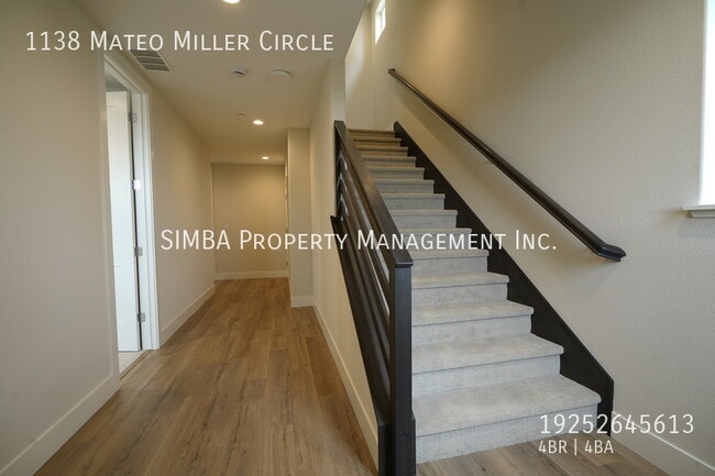 Building Photo - Mateo Miller Circle