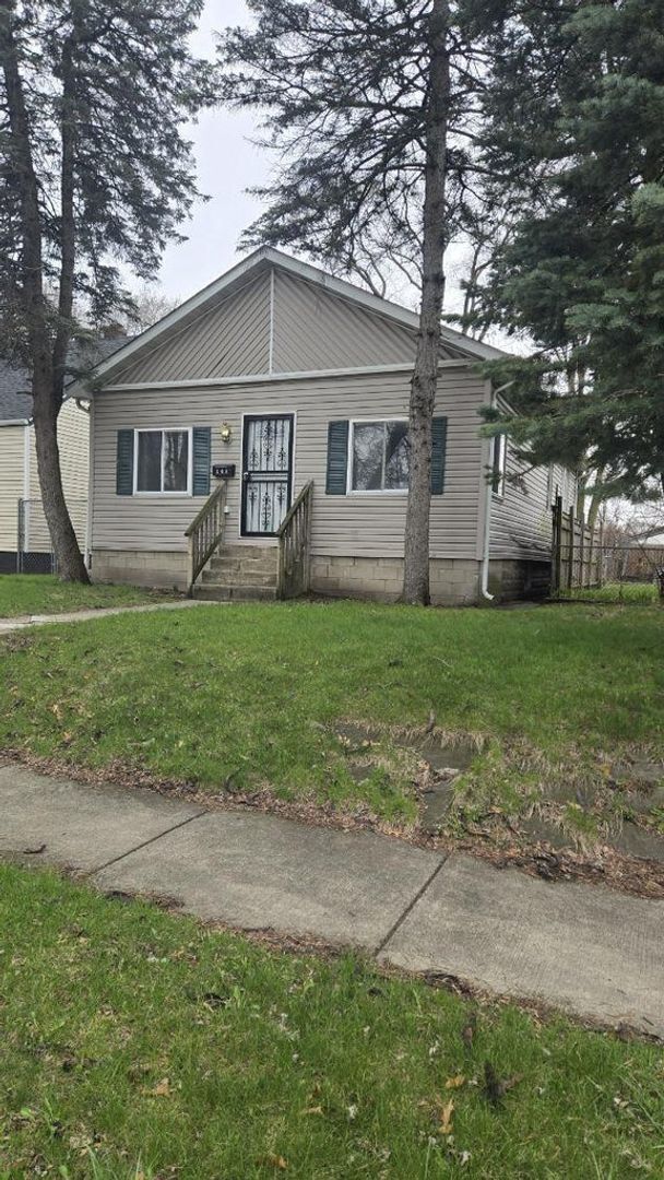 Building Photo - SCHEDULE YOUR APPOINTMENT TODAY & COME SEE...