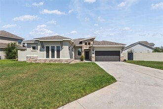 Building Photo - 4812 Ensenada Ave