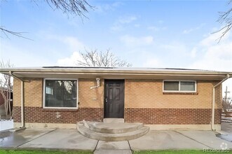 Building Photo - 1223 Lipan Dr