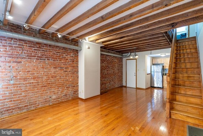 Building Photo - 2820 S Smedley St