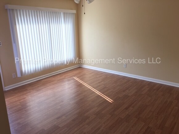 Foto del edificio - 11000 Grafton Hall Rd