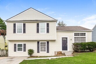 Building Photo - 6603 Eastbriar Dr