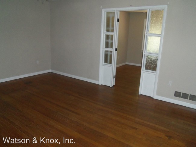 Building Photo - 4 br, 1.5 bath House - 222 Ware Street