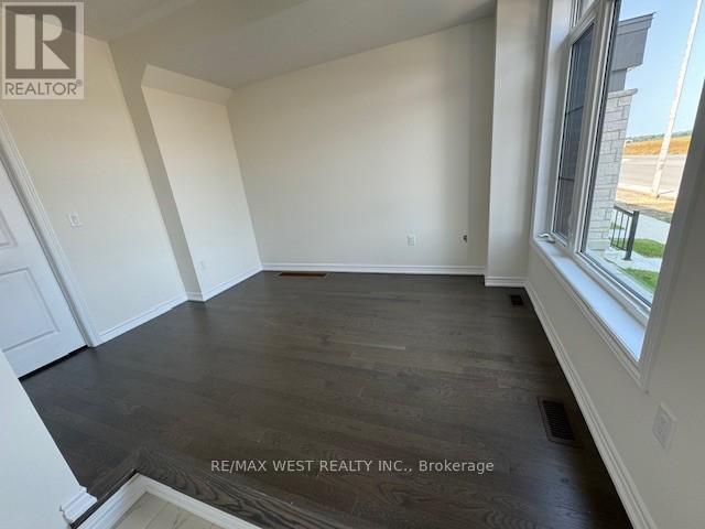 Photo du bâtiment - 12306 McLaughlin Rd