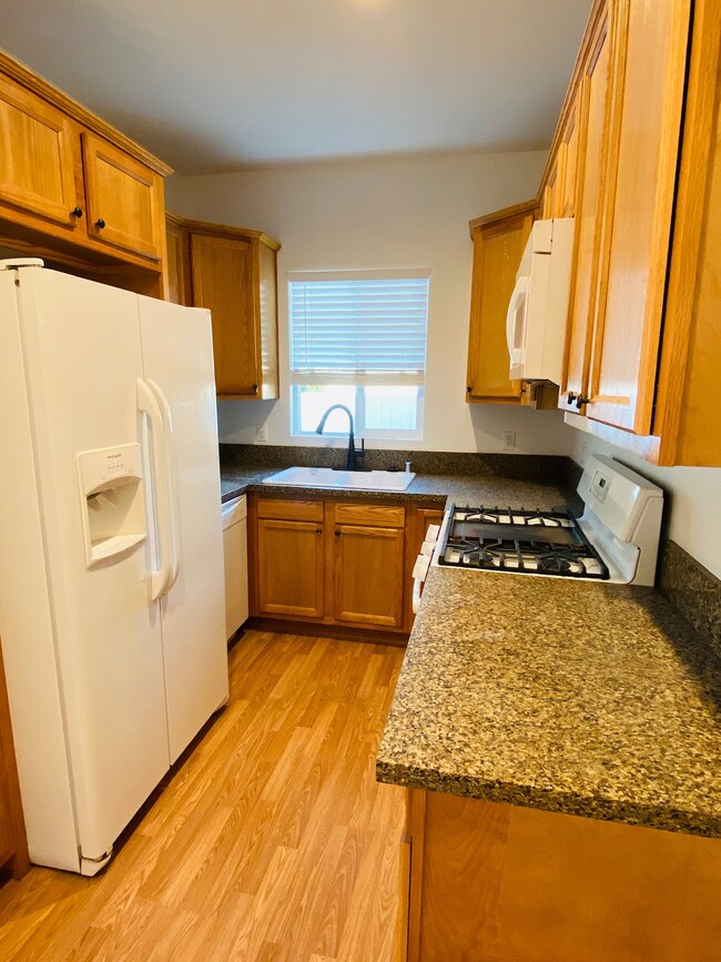 Kitchen - 1657 W 216th St