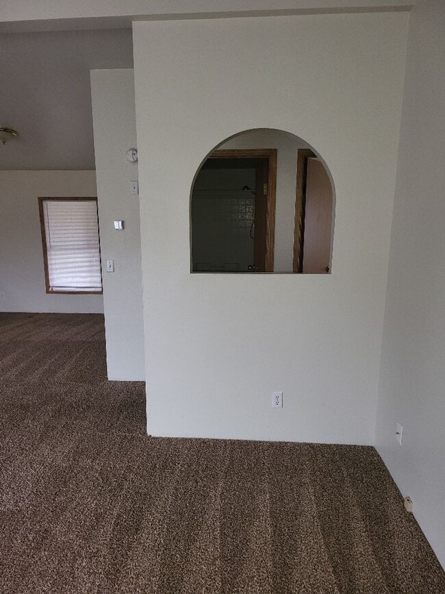 Building Photo - STATUS:  HOLD | R57C |  $2075