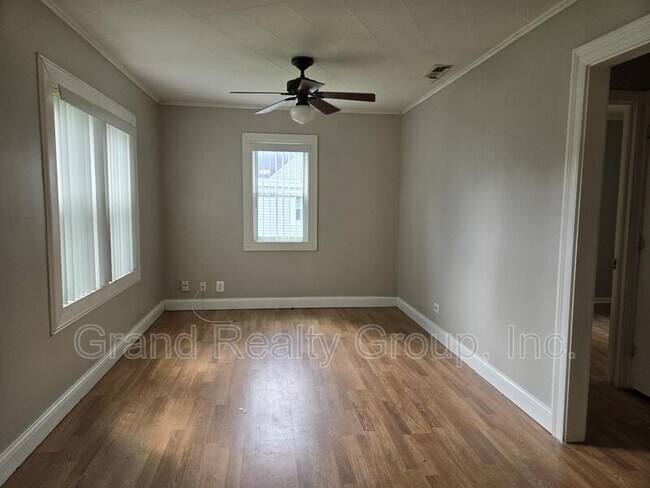 Foto del edificio - 1326 Ridgeway St