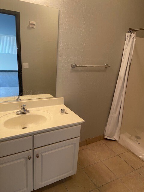 Foto del edificio - 5932 E Brown Rd