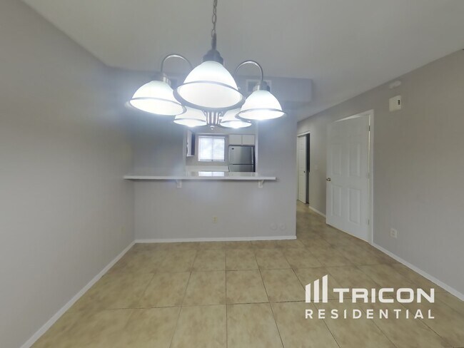 Foto del edificio - 715 S Ext Rd