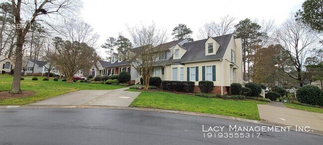 Foto del edificio - 137 Sanair Ct