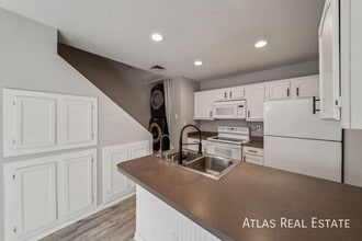 Building Photo - 2301 E University Dr