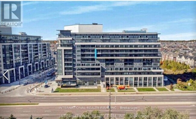 Photo du bâtiment - 395 Dundas St W