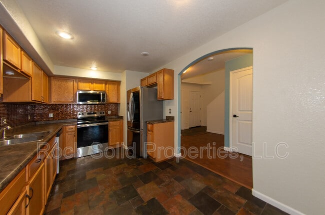 Foto del edificio - 6963 Countryside Ave