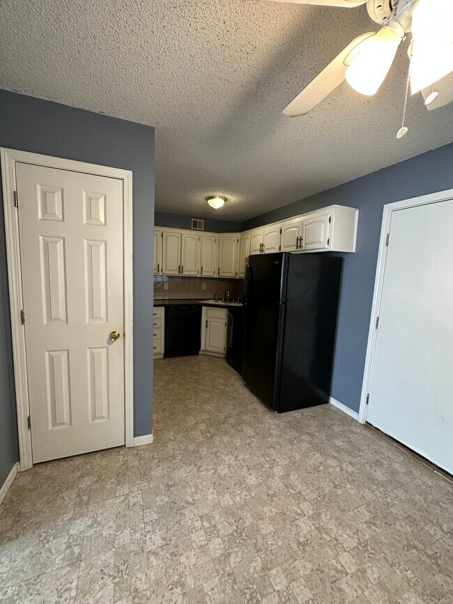 Foto del edificio - 140 E Mulberry St