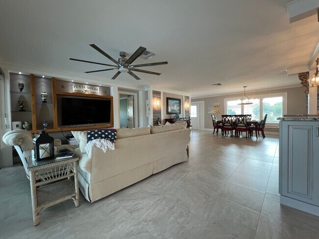 Foto del edificio - Furnished ** Punta Gorda Isles Vacation Home ** Heated Pool ** Canal / Boat Dock ** $6,500