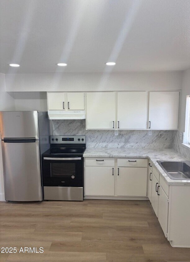 Foto del edificio - 5040 N 18th Ave