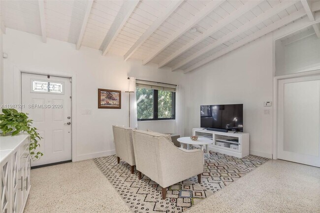 Building Photo - 7720 SW 59th Ct