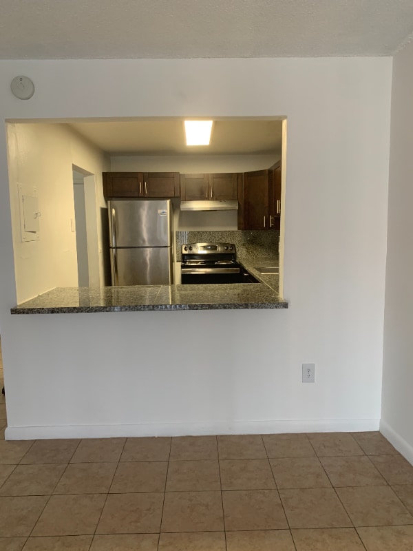 Photo - 6130 W 19th Ave (Hialeah, FL)