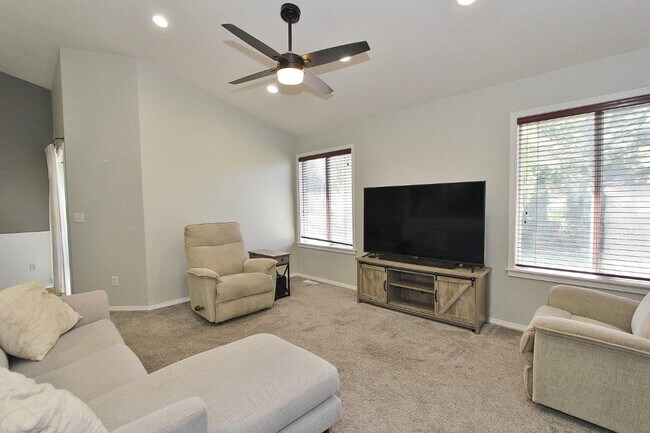 Foto del edificio - 1915 W Mulhuland Ct