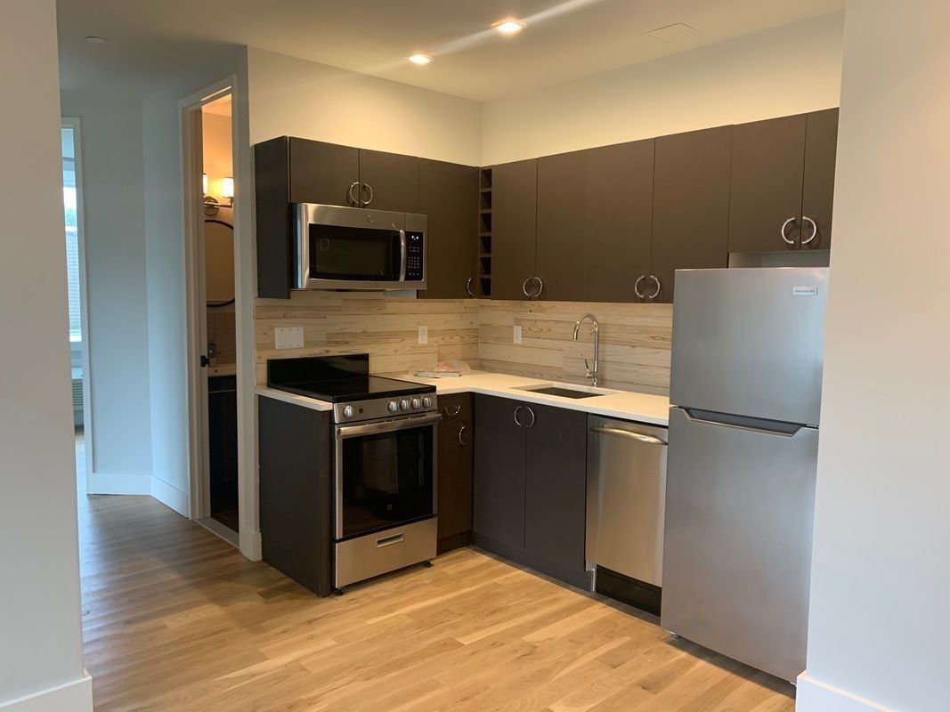 Foto principal - 482 Seneca Ave