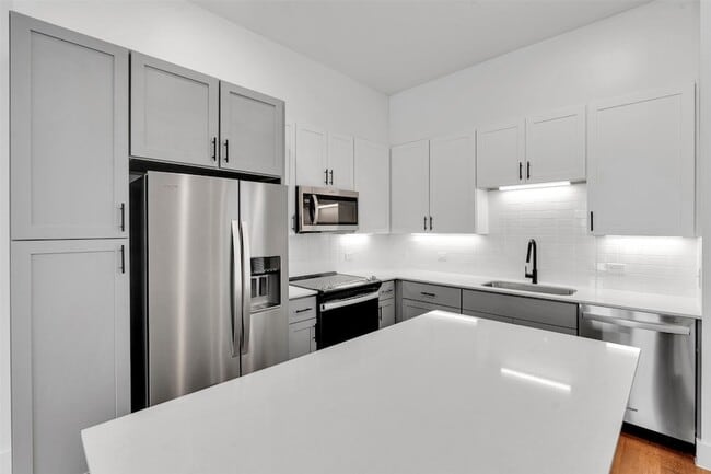 Foto del edificio - 1792 Collie Ct