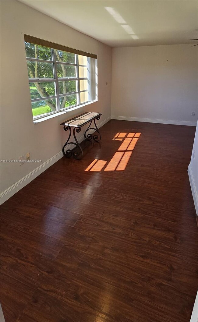 Foto del edificio - 15275 SW 107th Ln