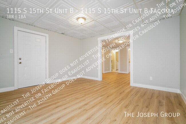 Building Photo - 1115 S 15th St