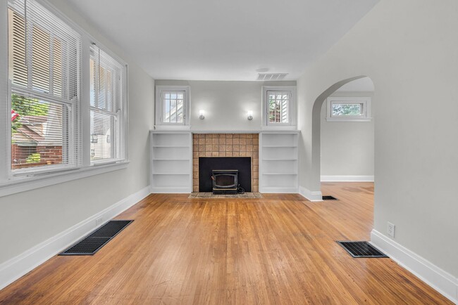 Photo - WESTWOOD - Charming 3bd Tudor w modern updates House