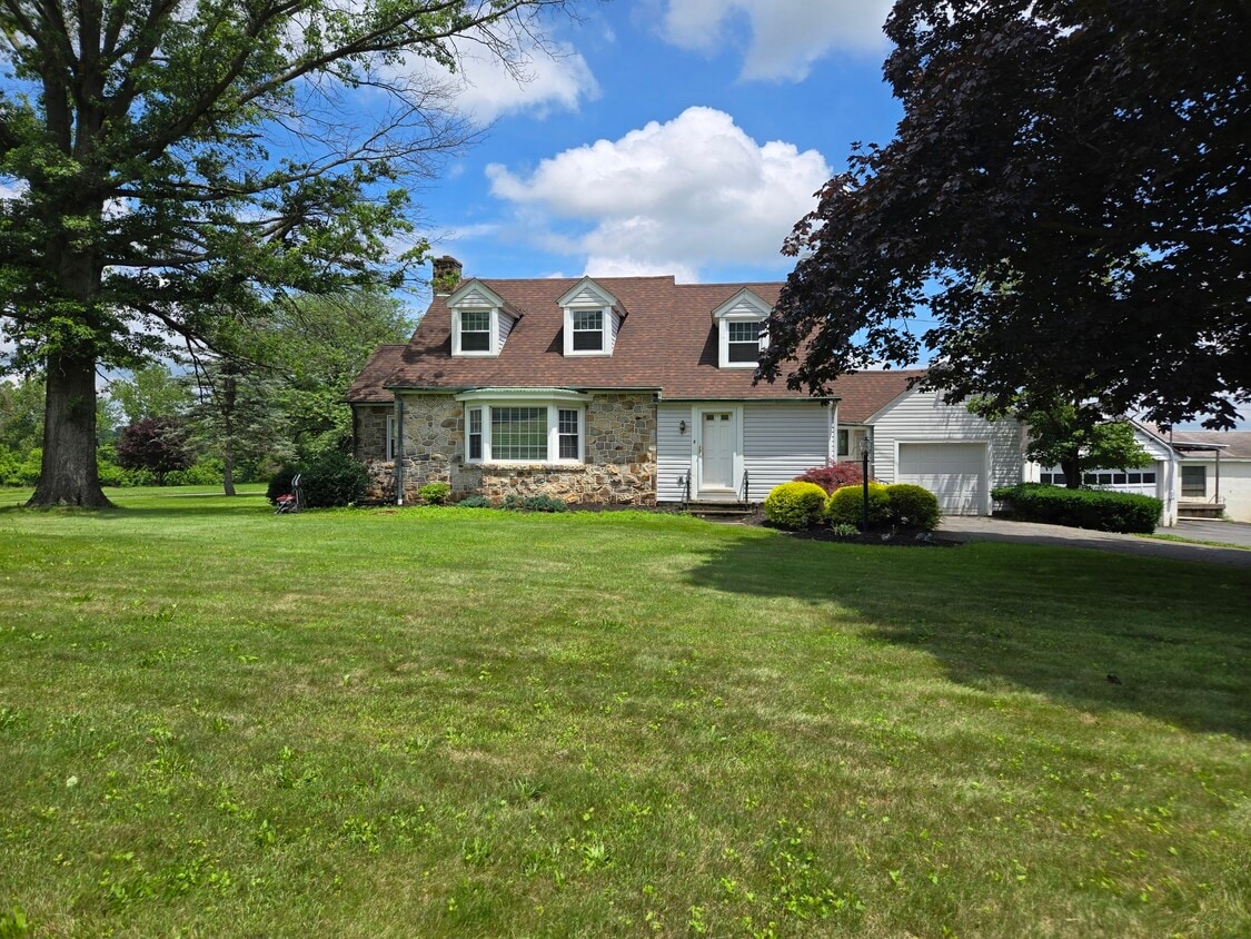 Primary Photo - 509 Limekiln Rd