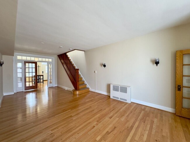 Building Photo - Charming 2Bed/1Bath Townhome in Highlandtown