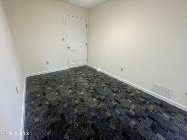 Foto del edificio - 1157 Westbranch Hwy