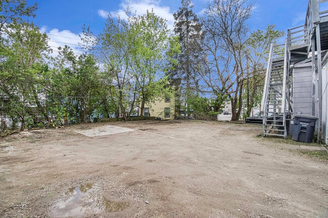 Foto del edificio - 720 Arbor St