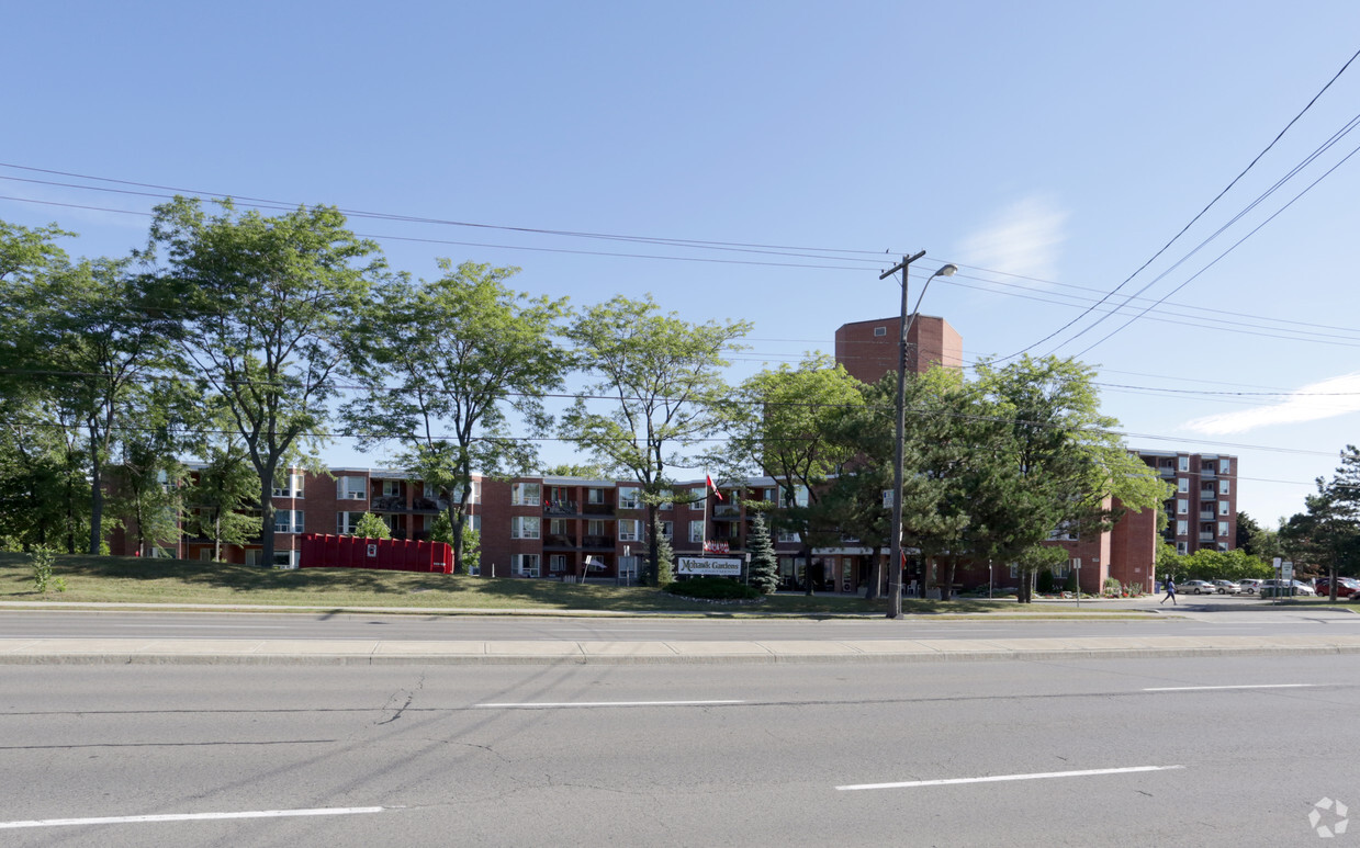 Primary Photo - Mohawk Gardens