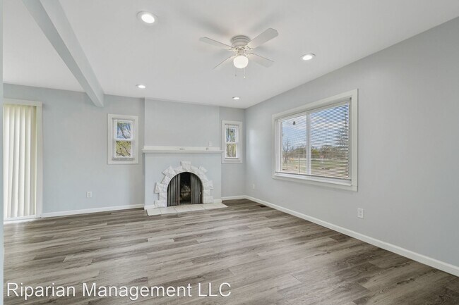 Building Photo - 4 br, 3 bath House - 5935 Buckingham Avenue