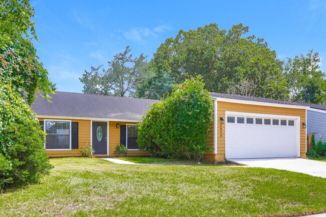 Foto del edificio - 3824 Tree Lake Dr