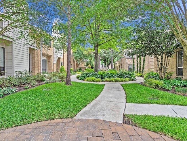 Building Photo - 12625 Memorial Dr
