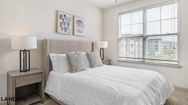 Building Photo - 2851 Maingate Village Cir