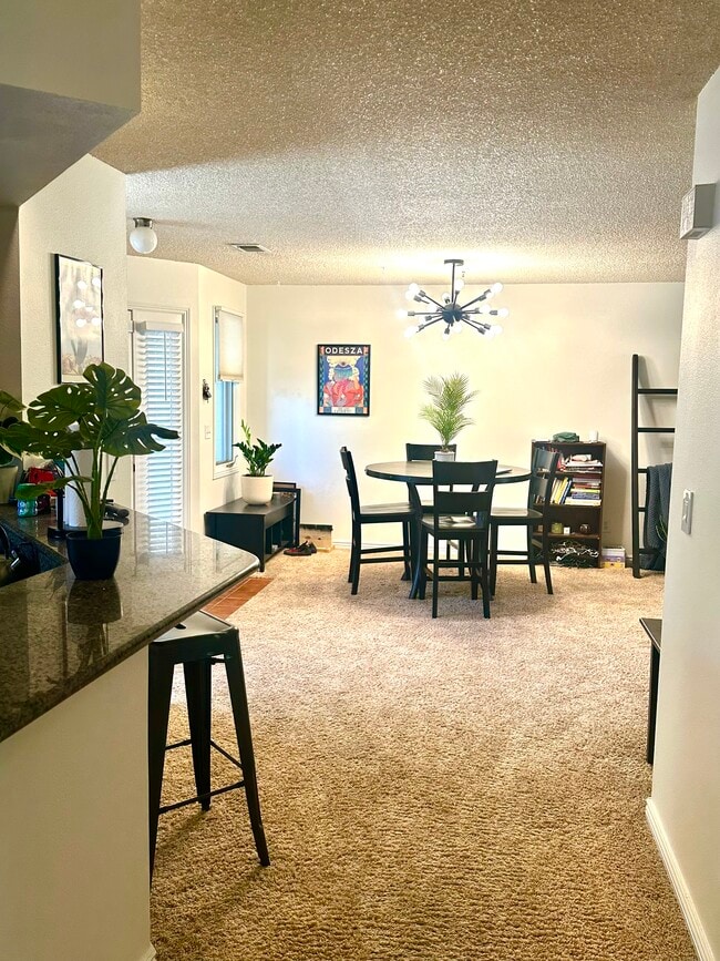 Building Photo - 1418 Front Nine Dr