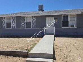 Building Photo - 250 Juniper St