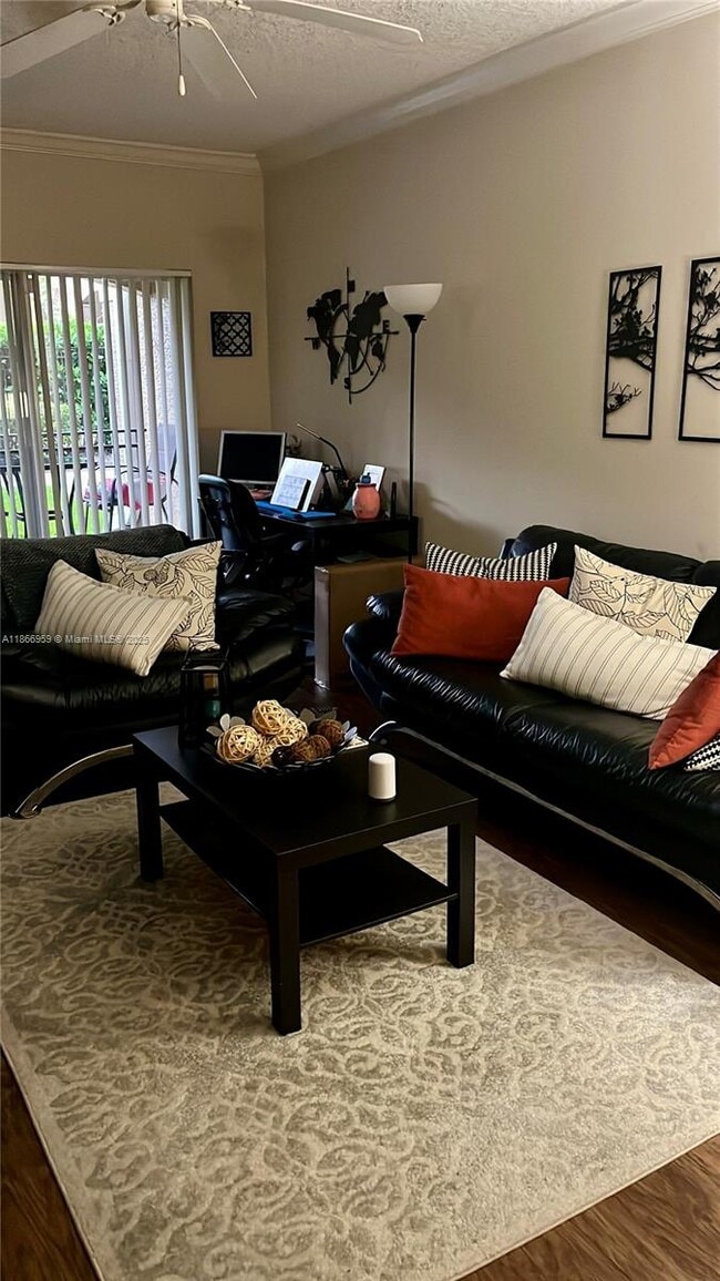 Foto del edificio - 140 SW 117th Ave